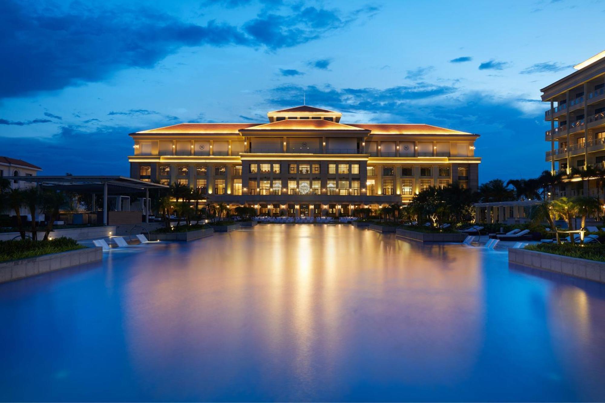 Sheraton Grand Danang Resort & Convention Center Zewnętrze zdjęcie